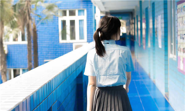琼山如何找到一个可以帮助我生孩子的女人？
