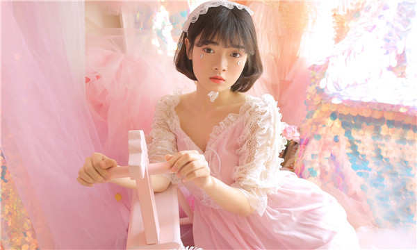 琼山供卵试管代怀生子多少钱？这一直是很多不孕不育家庭关注的话题。在中国，不孕不育的发生率越来越高，根据《中国不孕不育现状调研报告》显示，育龄夫妇的不孕不育率从20年前的3%增长至现在的12.5%-18.2%，患者人数高达6000万以上。在这样的背景下，许多家庭通过供卵试管来实现自己的生育梦想。那么，供卵试管代怀生子的费用到底是多少呢？